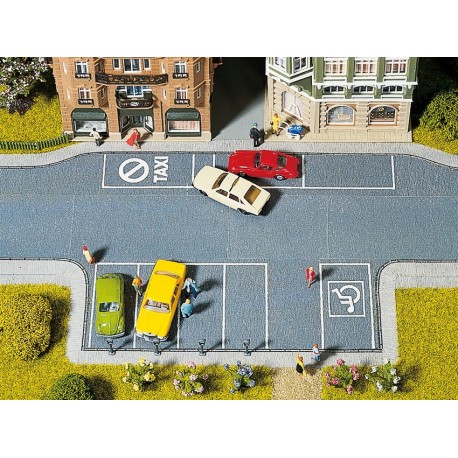 NOCH 60550 - Parkplatz, 20 x 10 cm